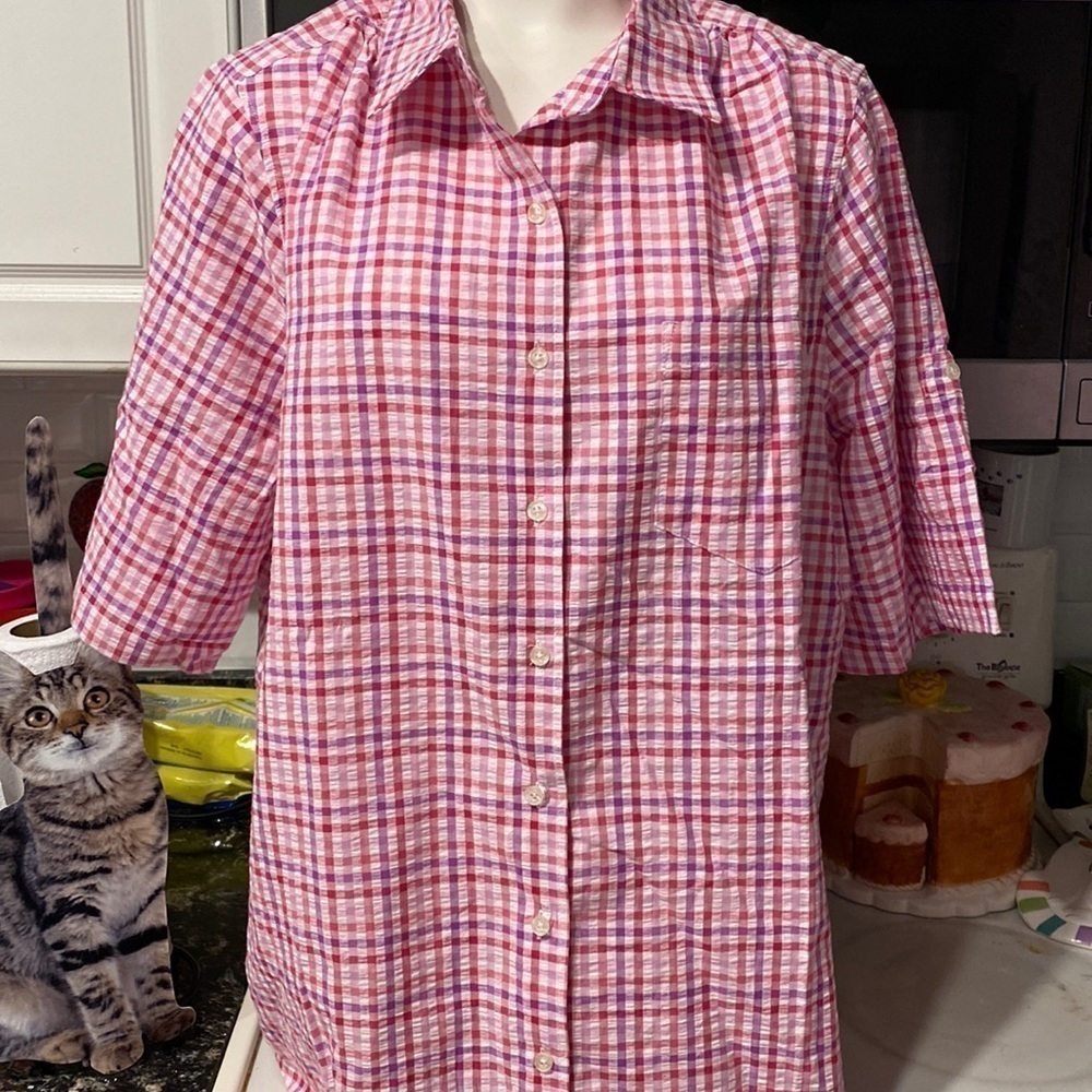 A Woman Within casual short sleeve button front plus size blouse 1X. EUC